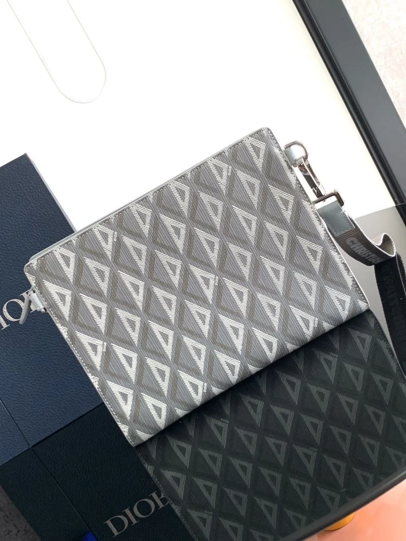 Seasonal Christian Dior Clutch Bags 47611