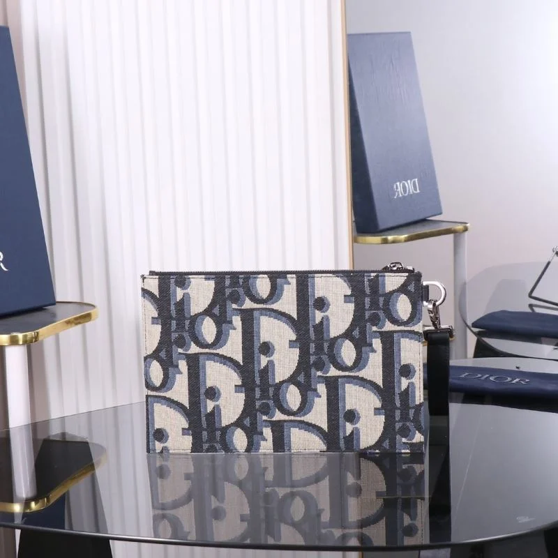 Breathable Christian Dior Clutch Bags 47608