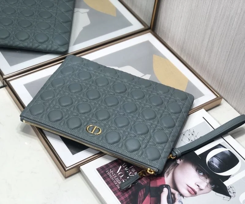 Christian Dior Clutch Bags Chic 47637