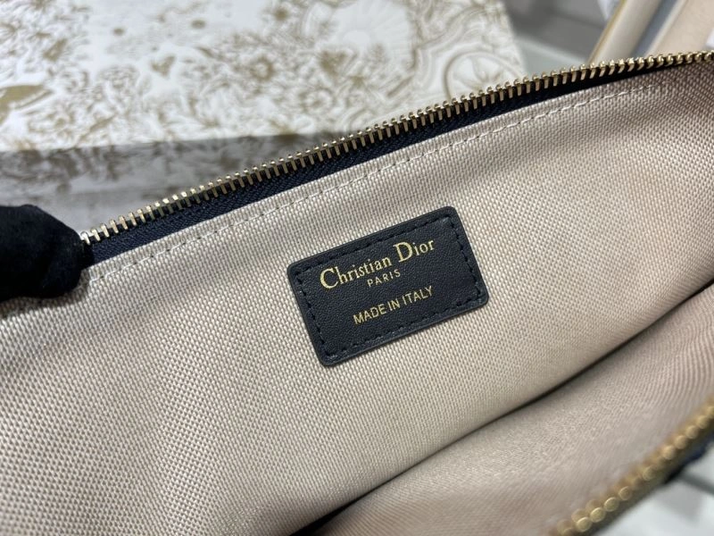 Christian Dior Clutch Bags Neat 77145