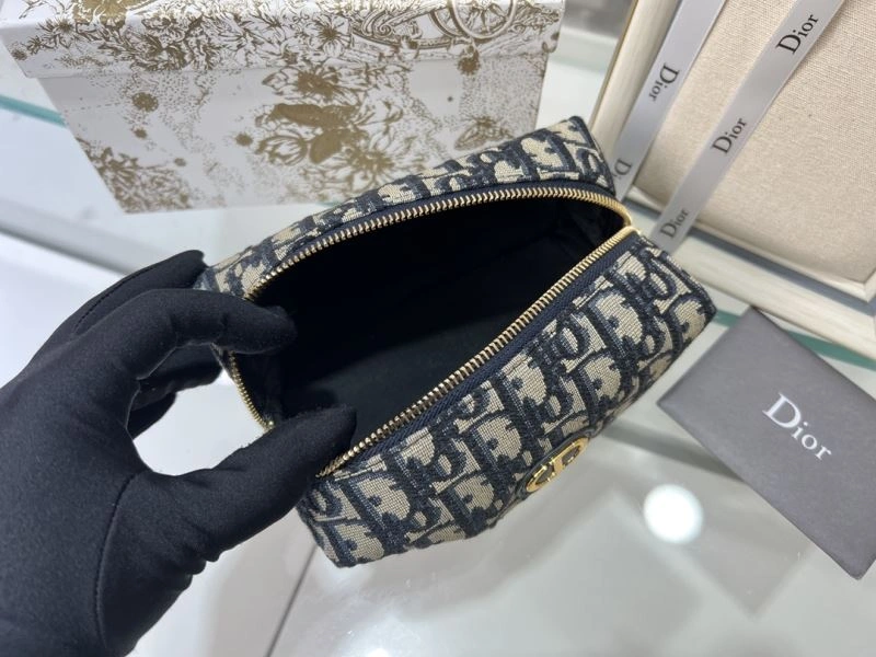 Sustainable Christian Dior Clutch Bags 77138