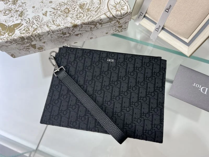 Christian Dior Clutch Bags Vibrant 37729