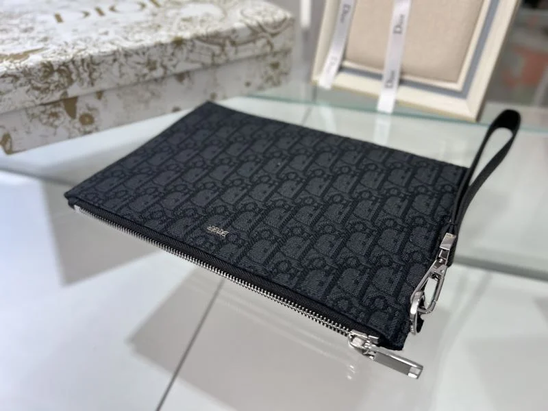 Christian Dior Clutch Bags Vibrant 37729