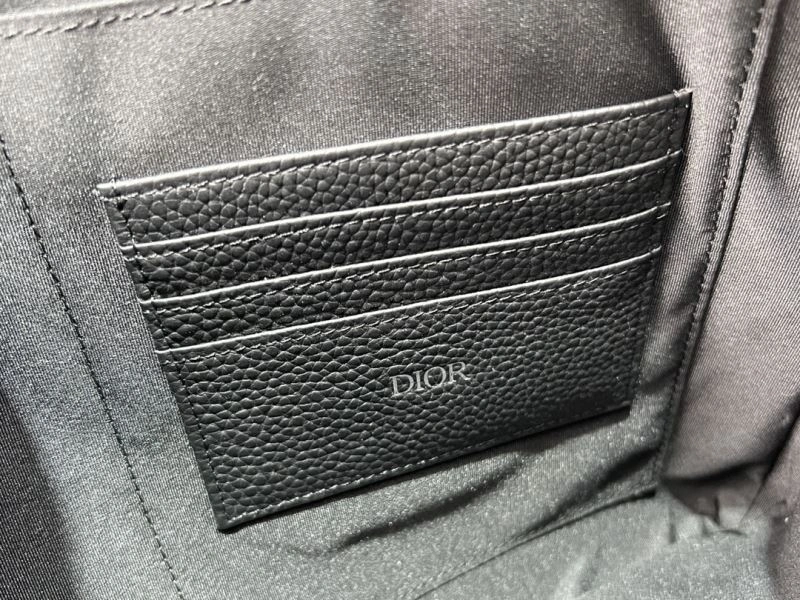 Functional Christian Dior Clutch Bags 77135