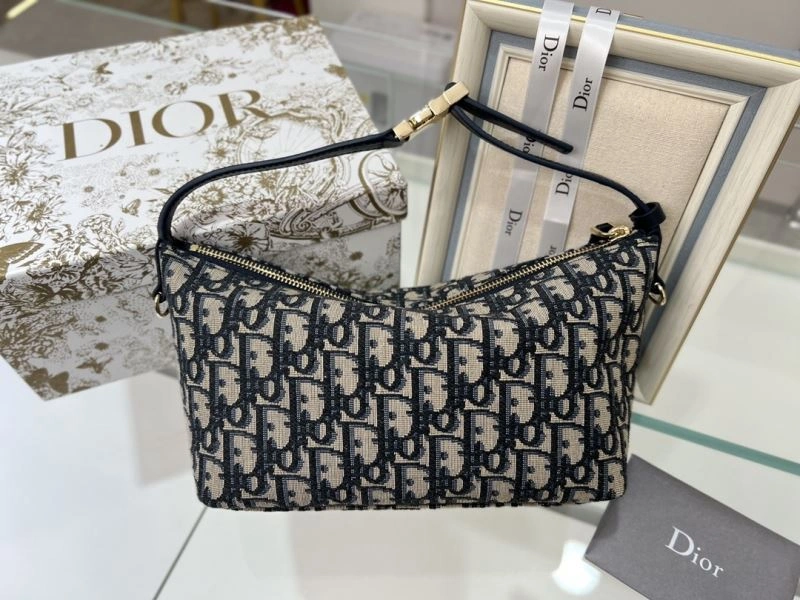 Christian Dior Clutch Bags Contemporary 77130
