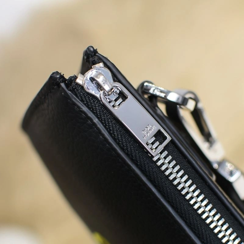 Christian Dior Clutch Bags Effortless 77128