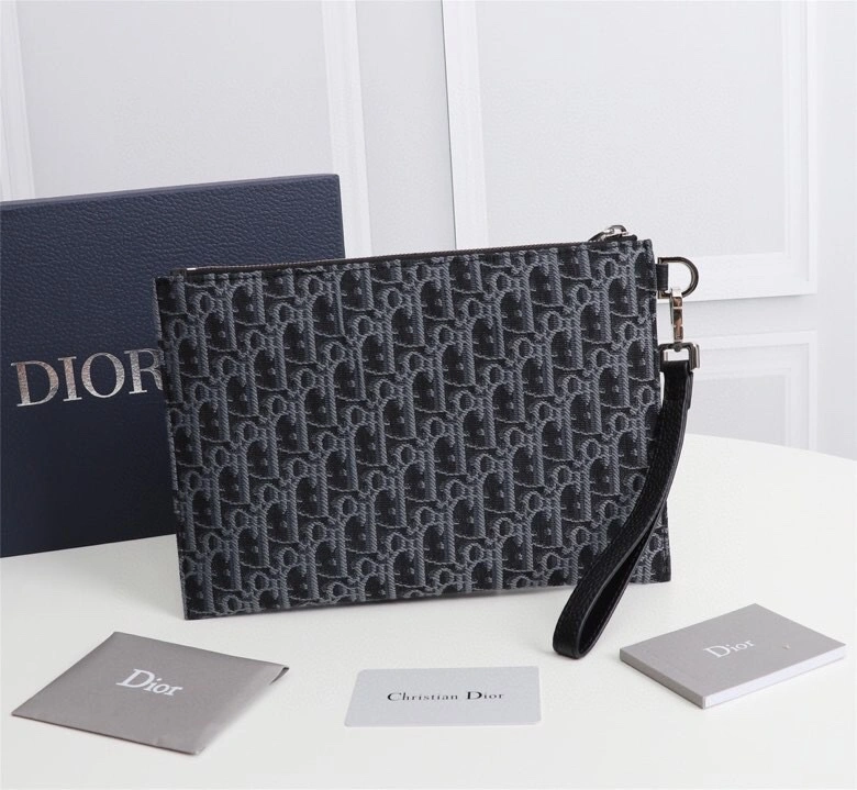 Christian Dior Clutch Bags UrbanChic 76922
