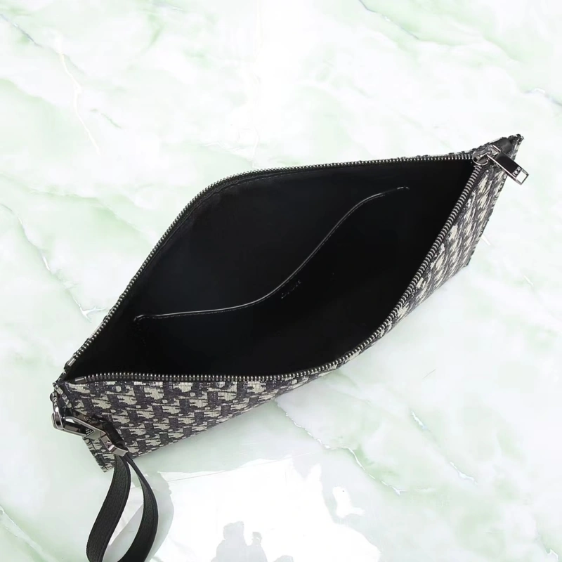 Christian Dior Clutch Bags Breathable 71384