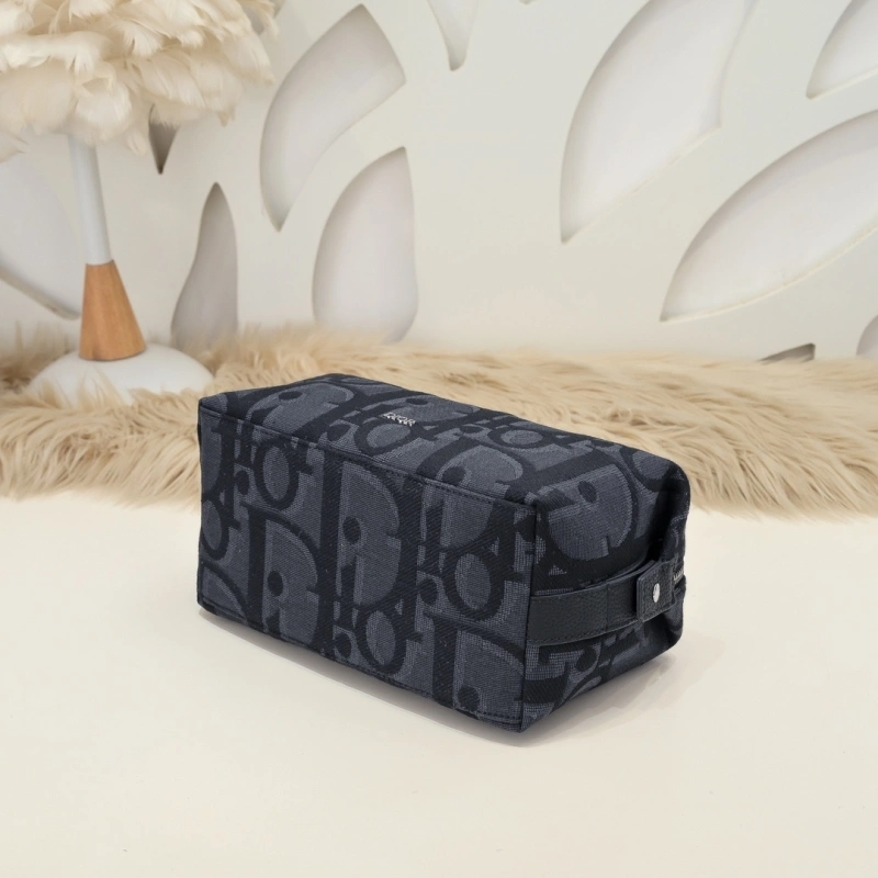 Refined Christian Dior Clutch Bags 71385