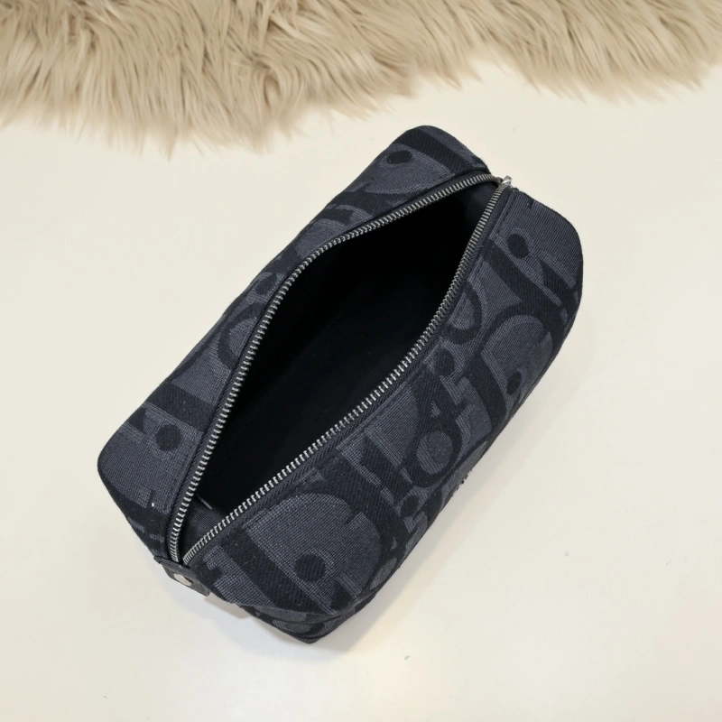 Refined Christian Dior Clutch Bags 71385