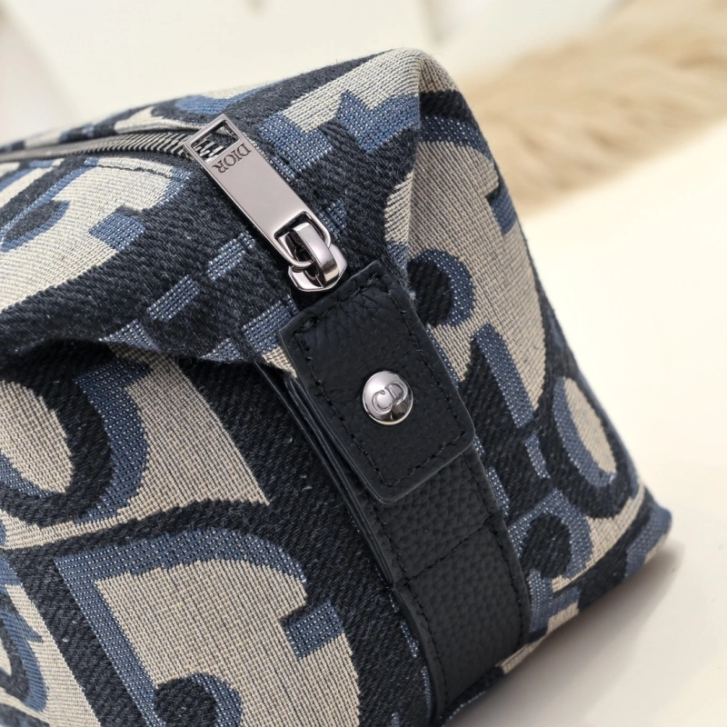 UrbanChic Christian Dior Clutch Bags 71408