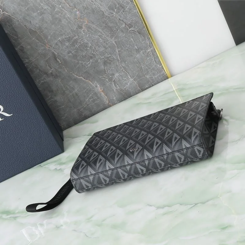Christian Dior Clutch Bags Resilient 46483