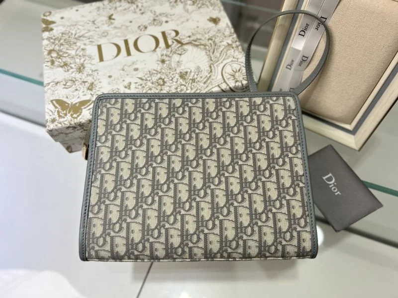 Christian Dior Clutch Bags Minimalist 46459