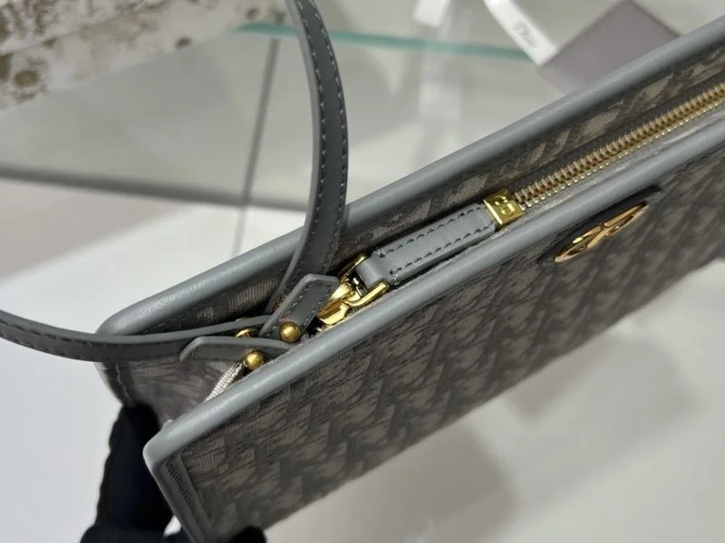 Christian Dior Clutch Bags Minimalist 46459