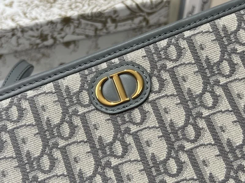 Christian Dior Clutch Bags Minimalist 46459