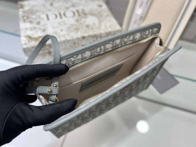 Christian Dior Clutch Bags Minimalist 46459
