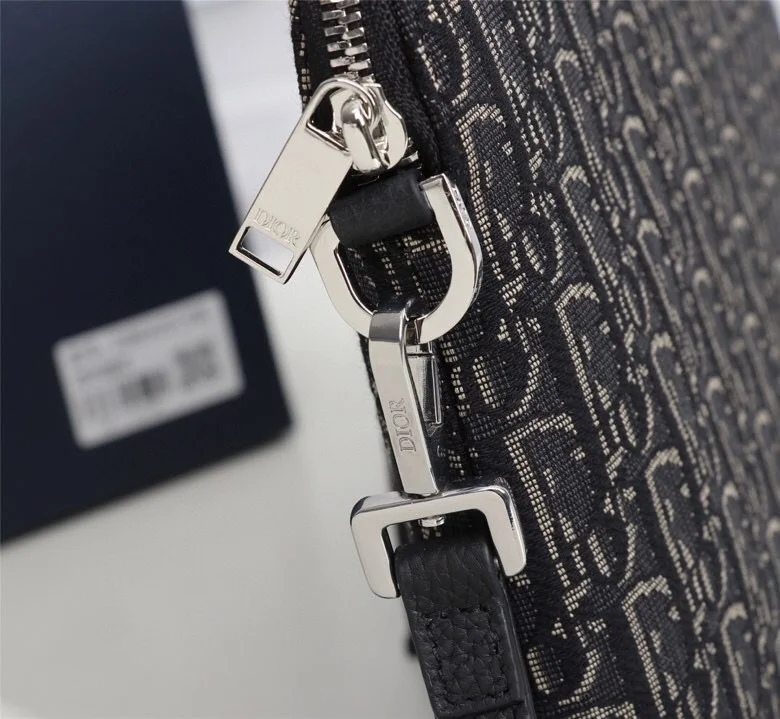 ModernLook Christian Dior Clutch Bags 46458