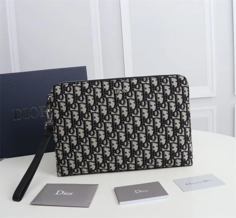 Christian Dior Clutch Bags Breathable 46460