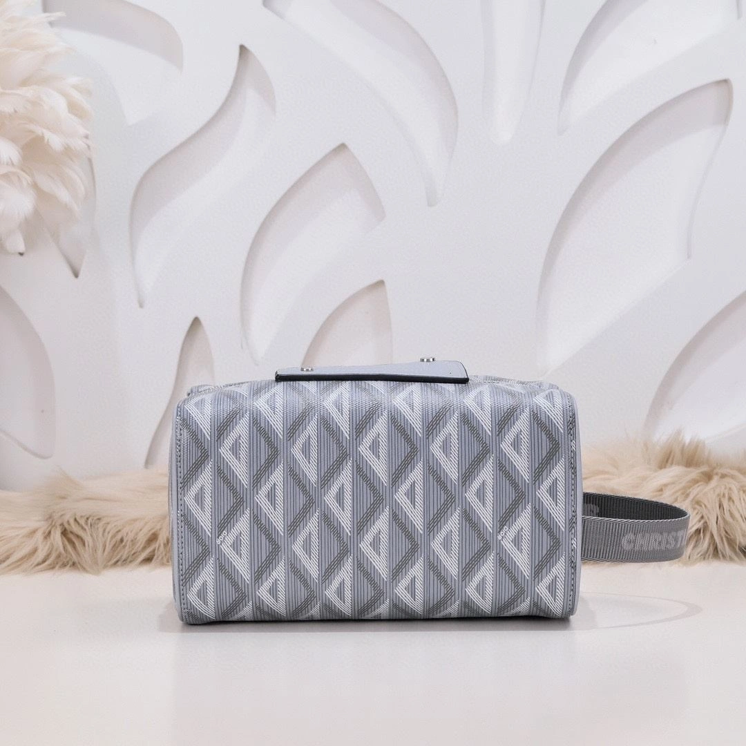 Christian Dior Cosmetic Bags Unique 91211