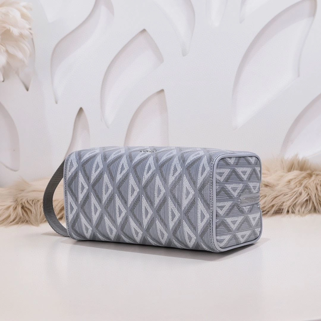 Christian Dior Cosmetic Bags Unique 91211