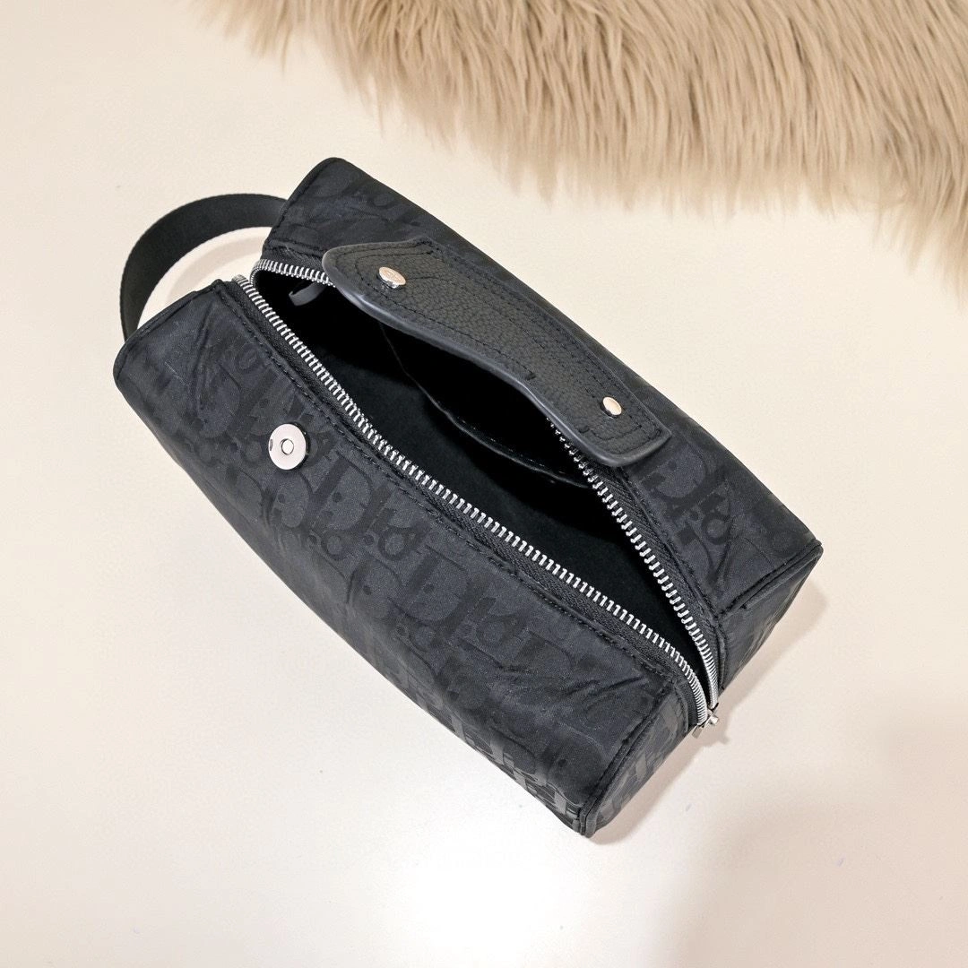 SunProtective Christian Dior Cosmetic Bags 91203