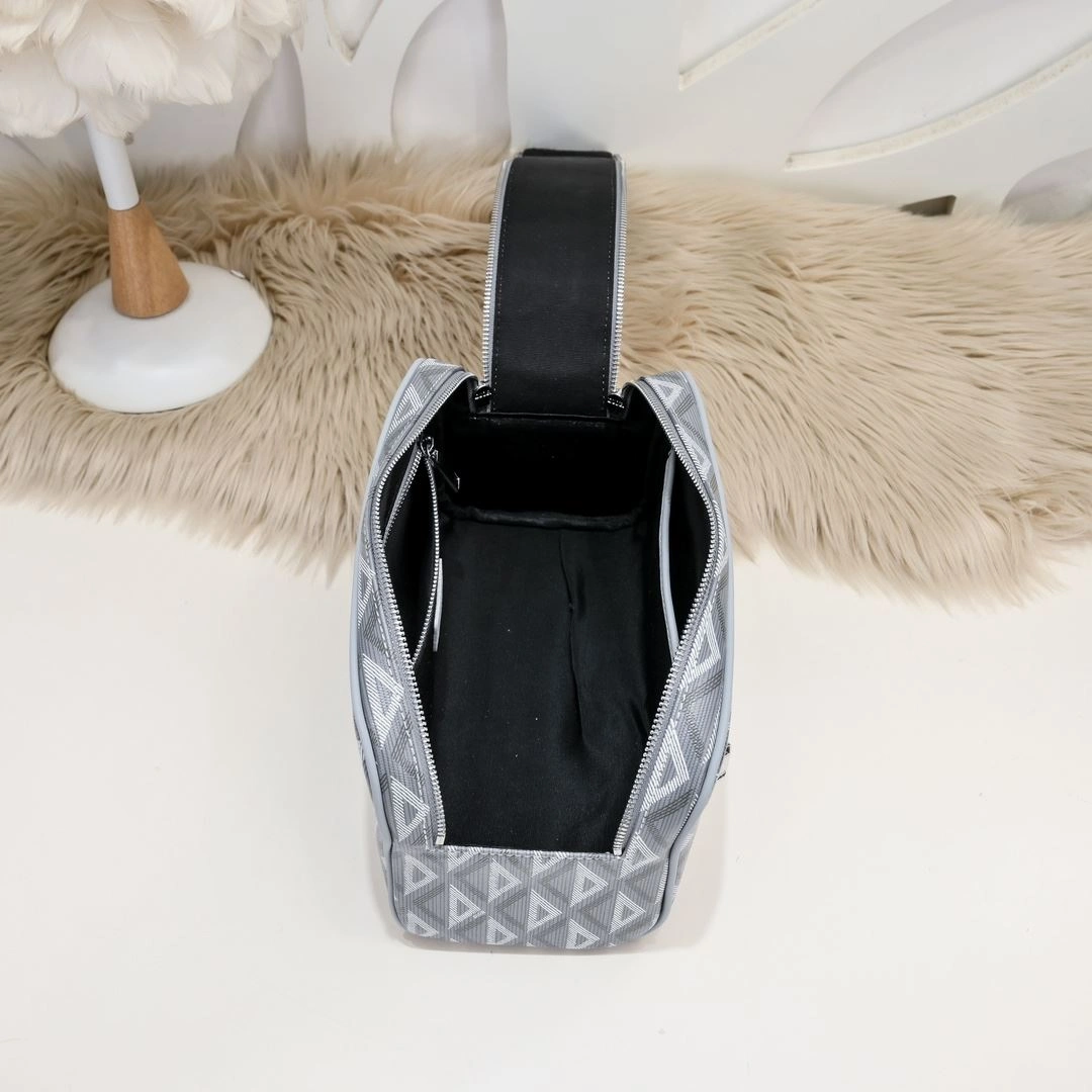 Christian Dior Cosmetic Bags GoodFit 91201