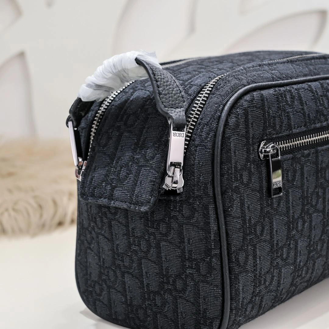 Christian Dior Cosmetic Bags Original 91200