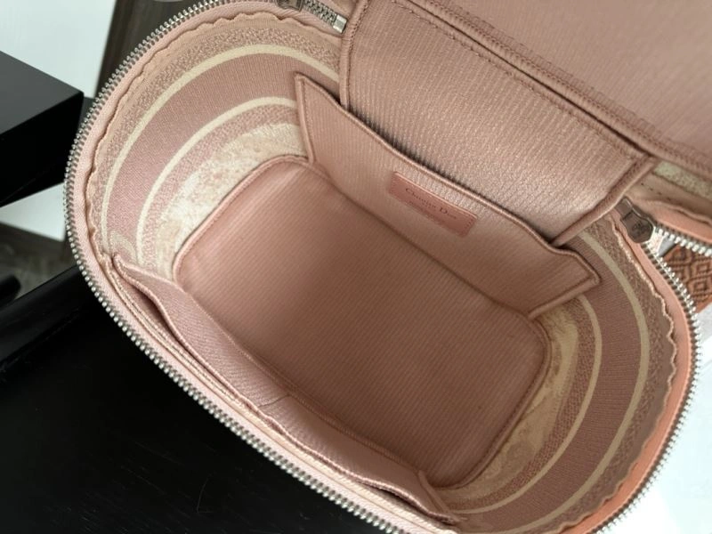 Refined Christian Dior Cosmetic Bags 71211