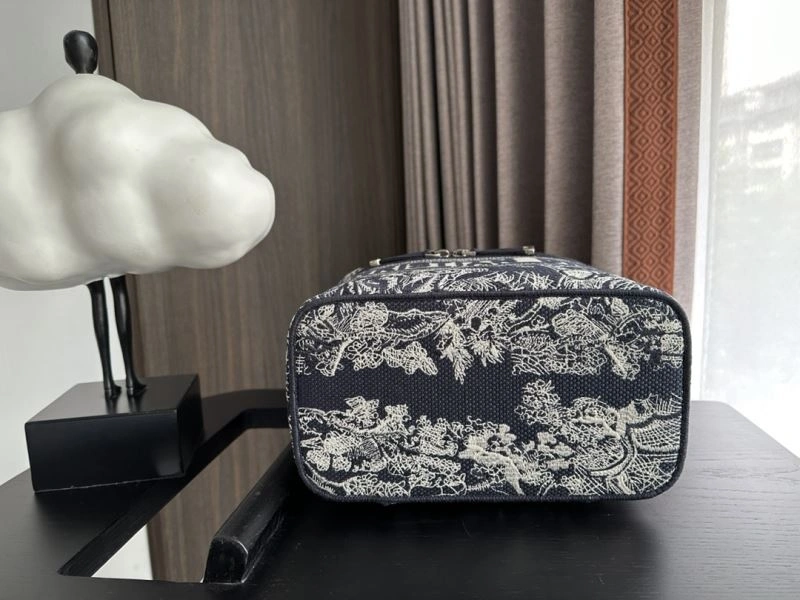 Christian Dior Cosmetic Bags ZeroBulk 71221