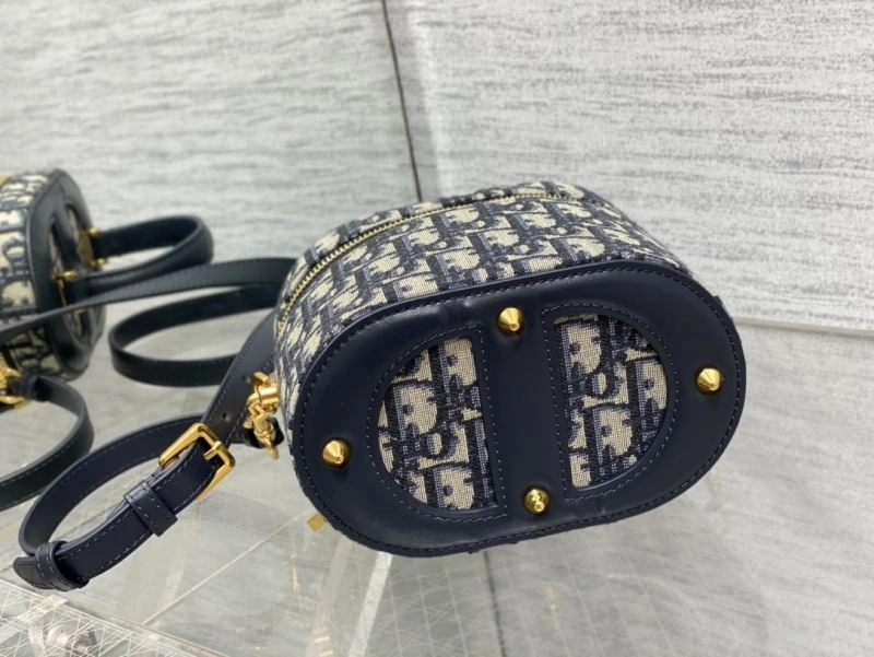 Sophisticated Christian Dior Cosmetic Bags 71206