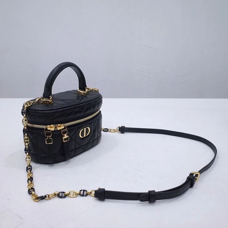 Christian Dior Cosmetic Bags Bold 71192