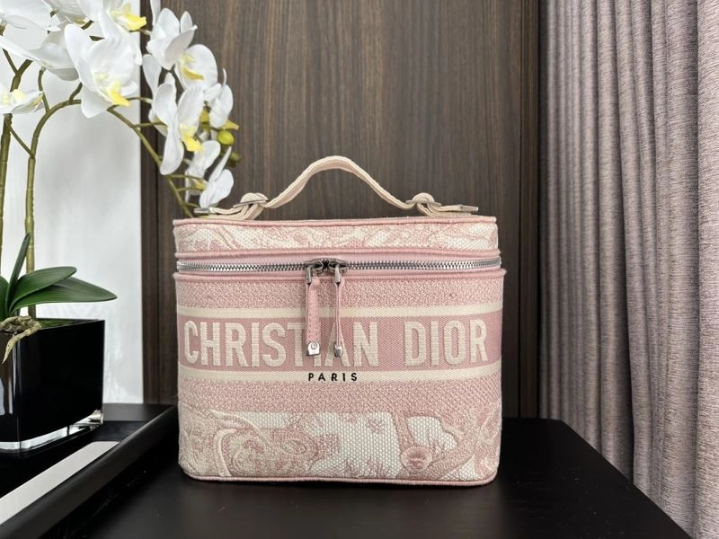 OnTrend Christian Dior Cosmetic Bags 71195