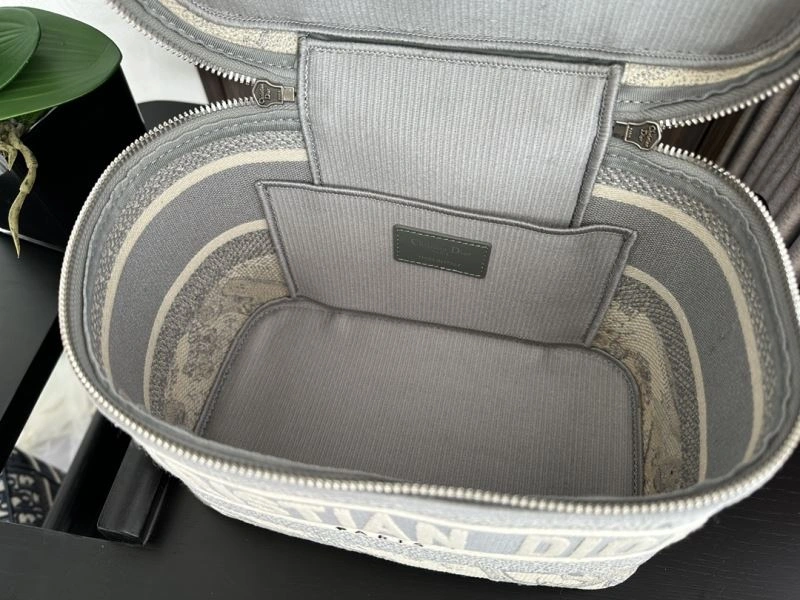 SunProtective Christian Dior Cosmetic Bags 71187