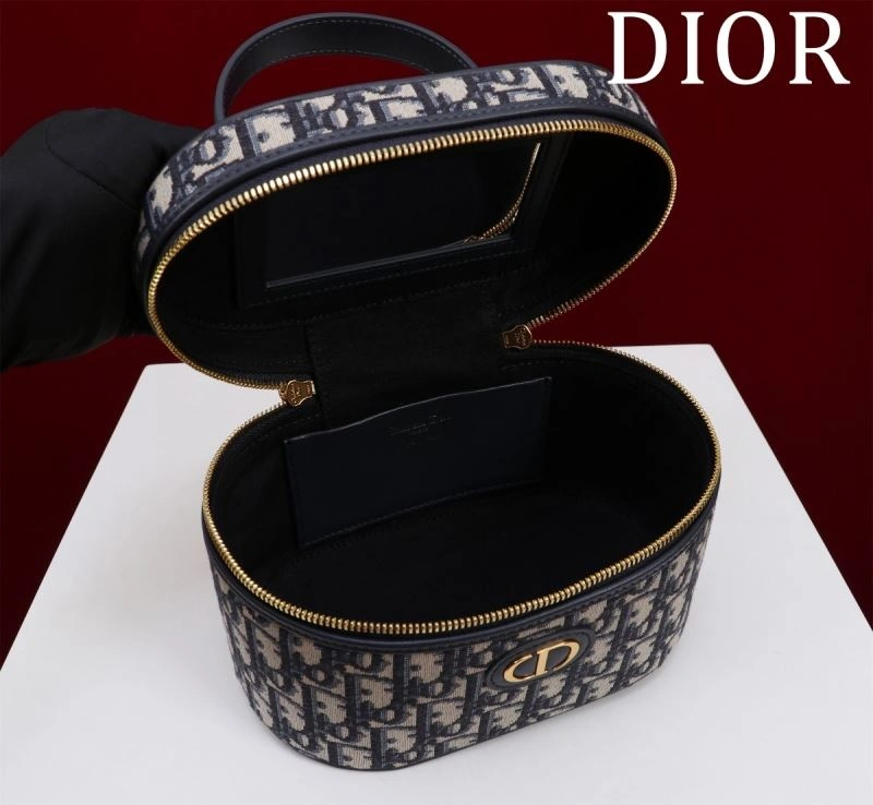 Seasonal Christian Dior Cosmetic Bags 71248