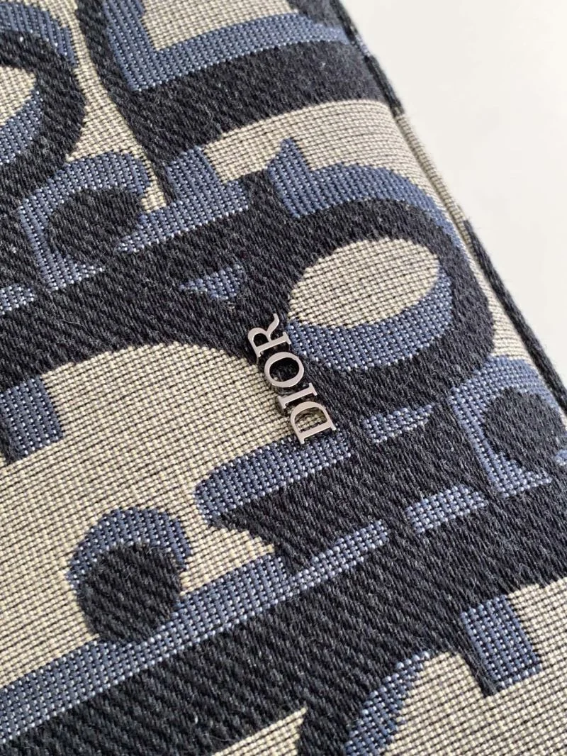 Christian Dior Cosmetic Bags Durable 47681
