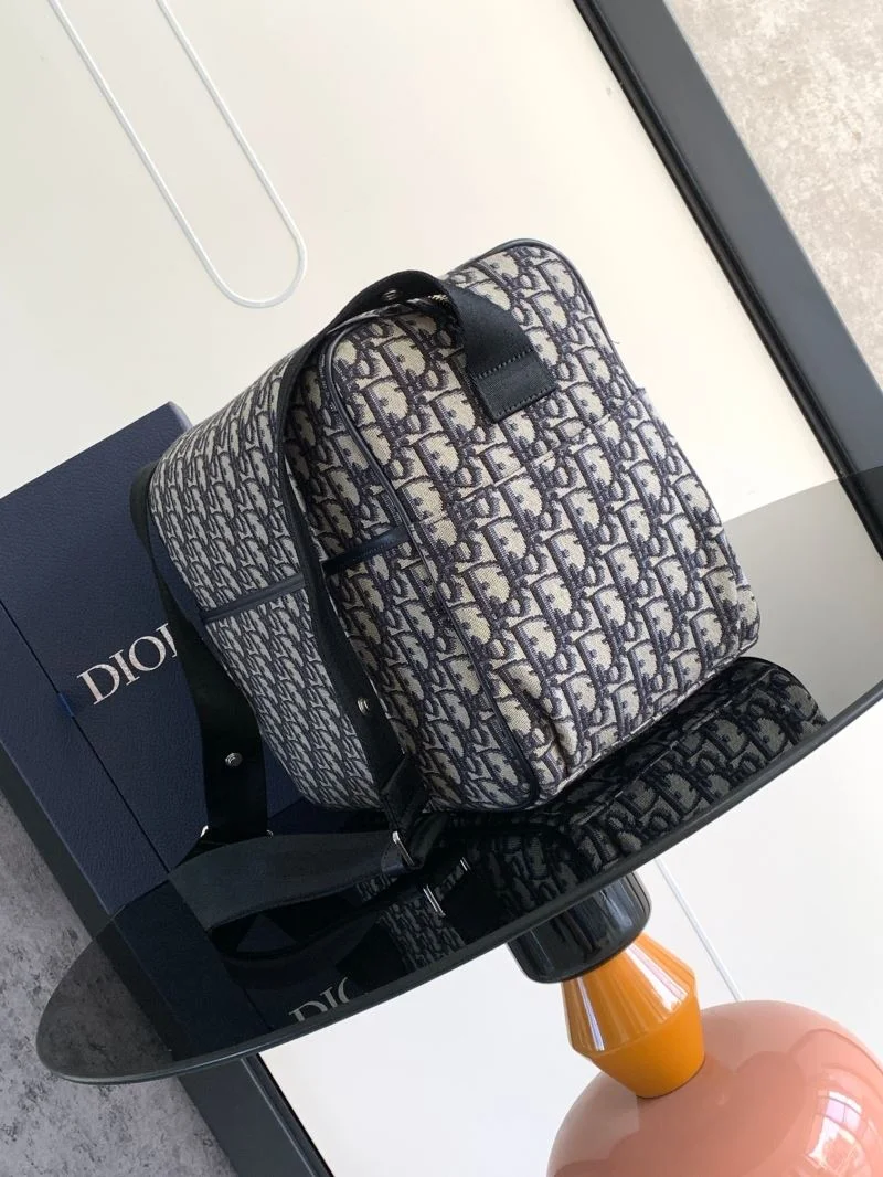 Tailored Christian Dior Cosmetic Bags 47597
