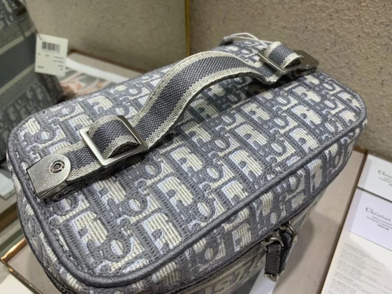 Christian Dior Cosmetic Bags Classic 47632