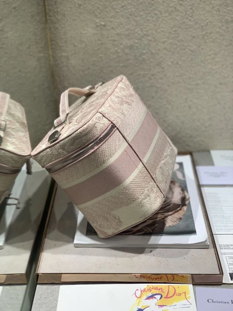 Christian Dior Cosmetic Bags Casual 47594