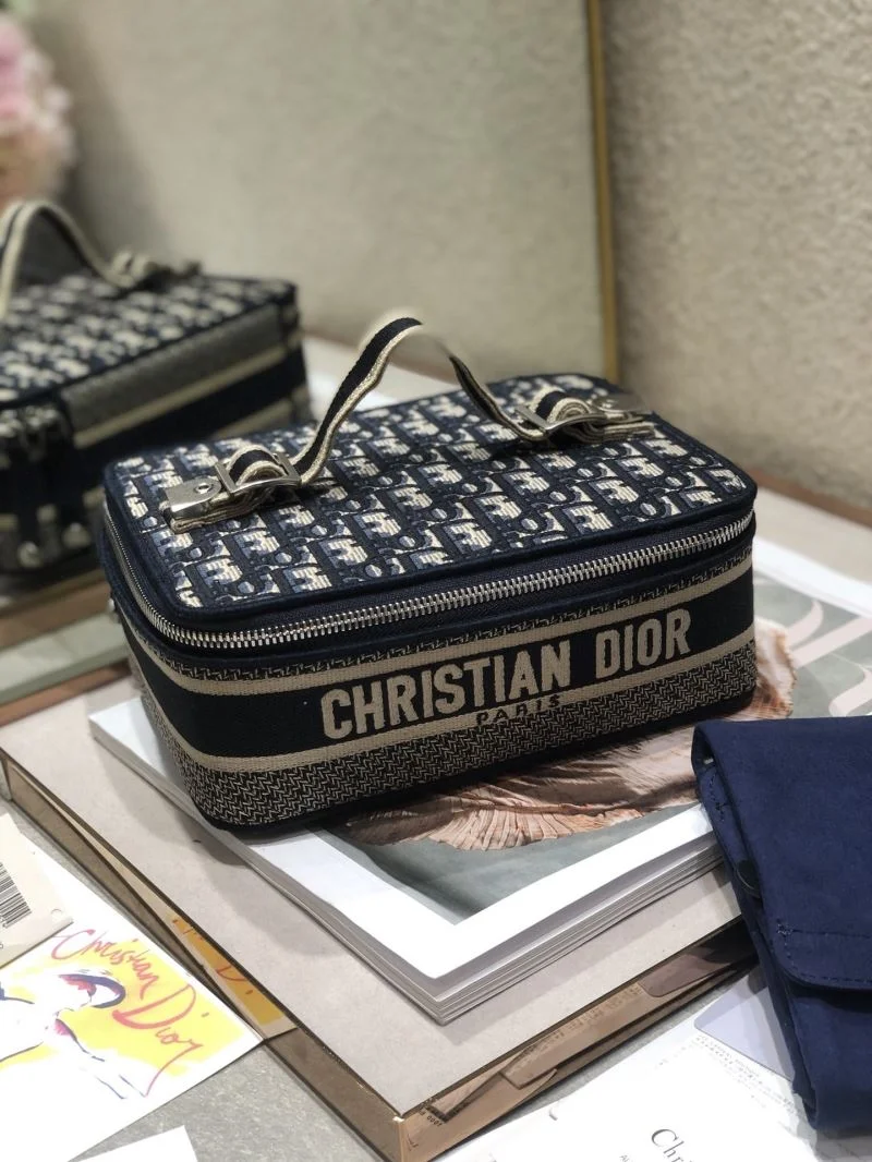 GoodFit Christian Dior Cosmetic Bags 47627