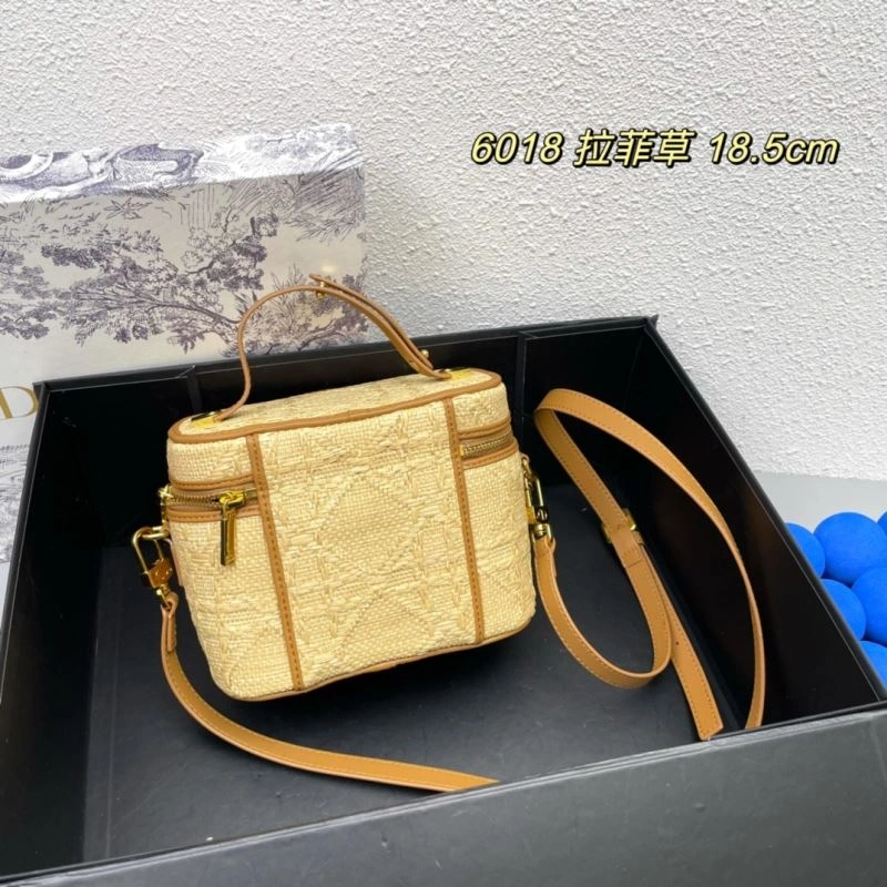 Christian Dior Cosmetic Bags Supportive 84331