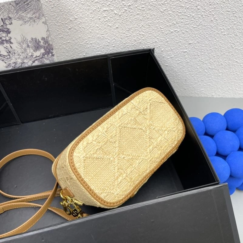 Christian Dior Cosmetic Bags Supportive 84331