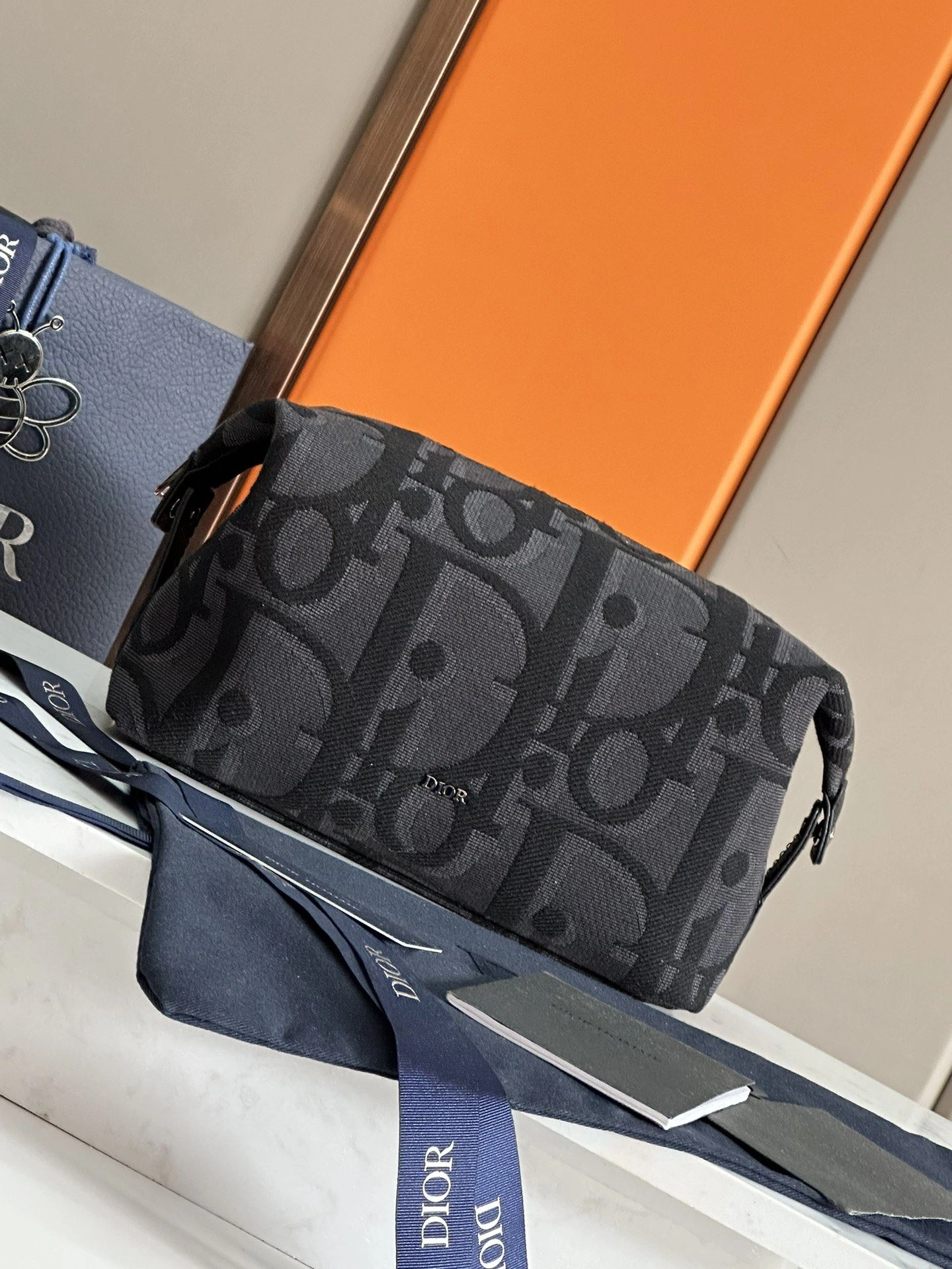 Supportive Christian Dior Cosmetic Bags 92226