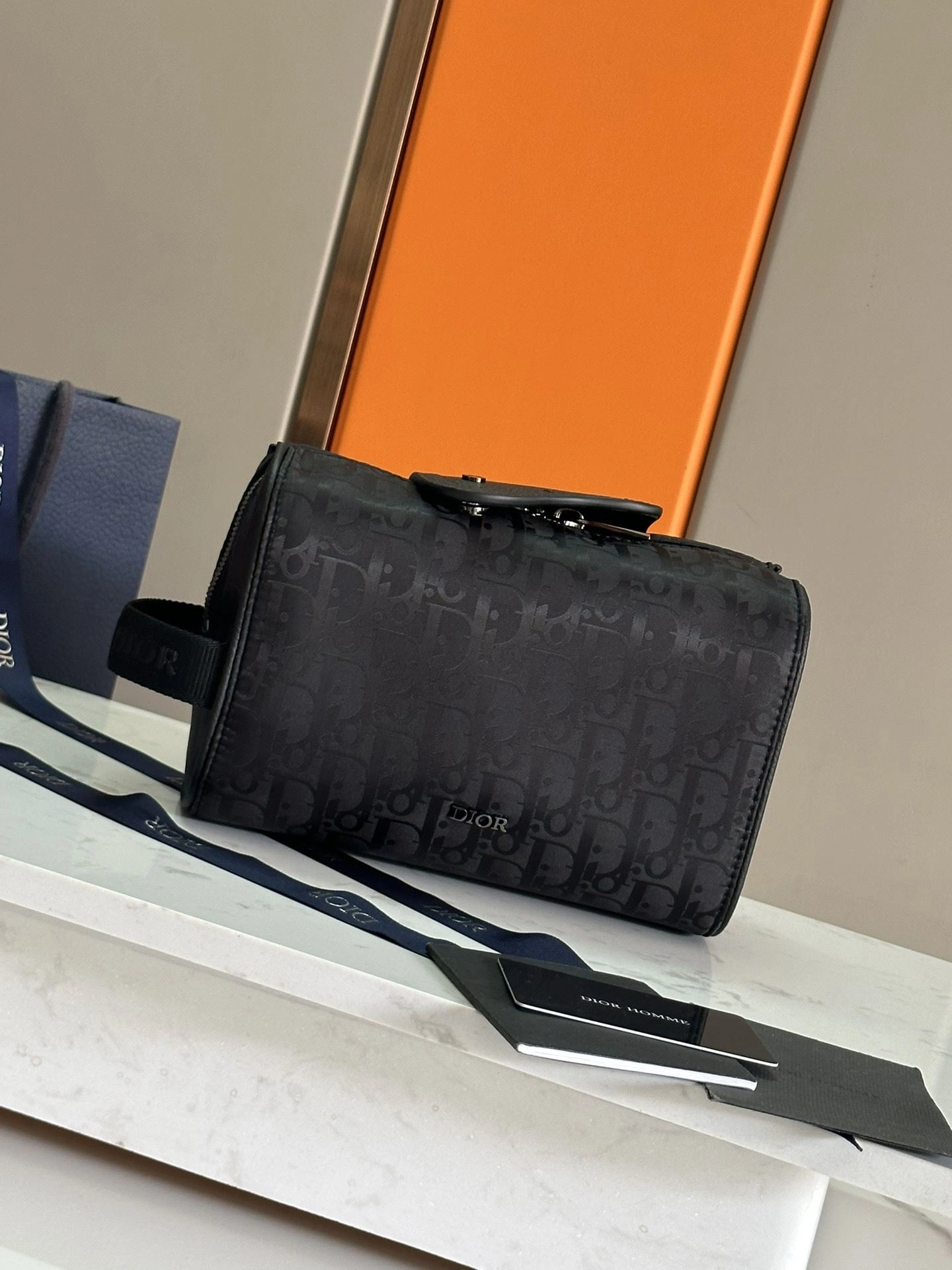 Chic Christian Dior Cosmetic Bags 92267