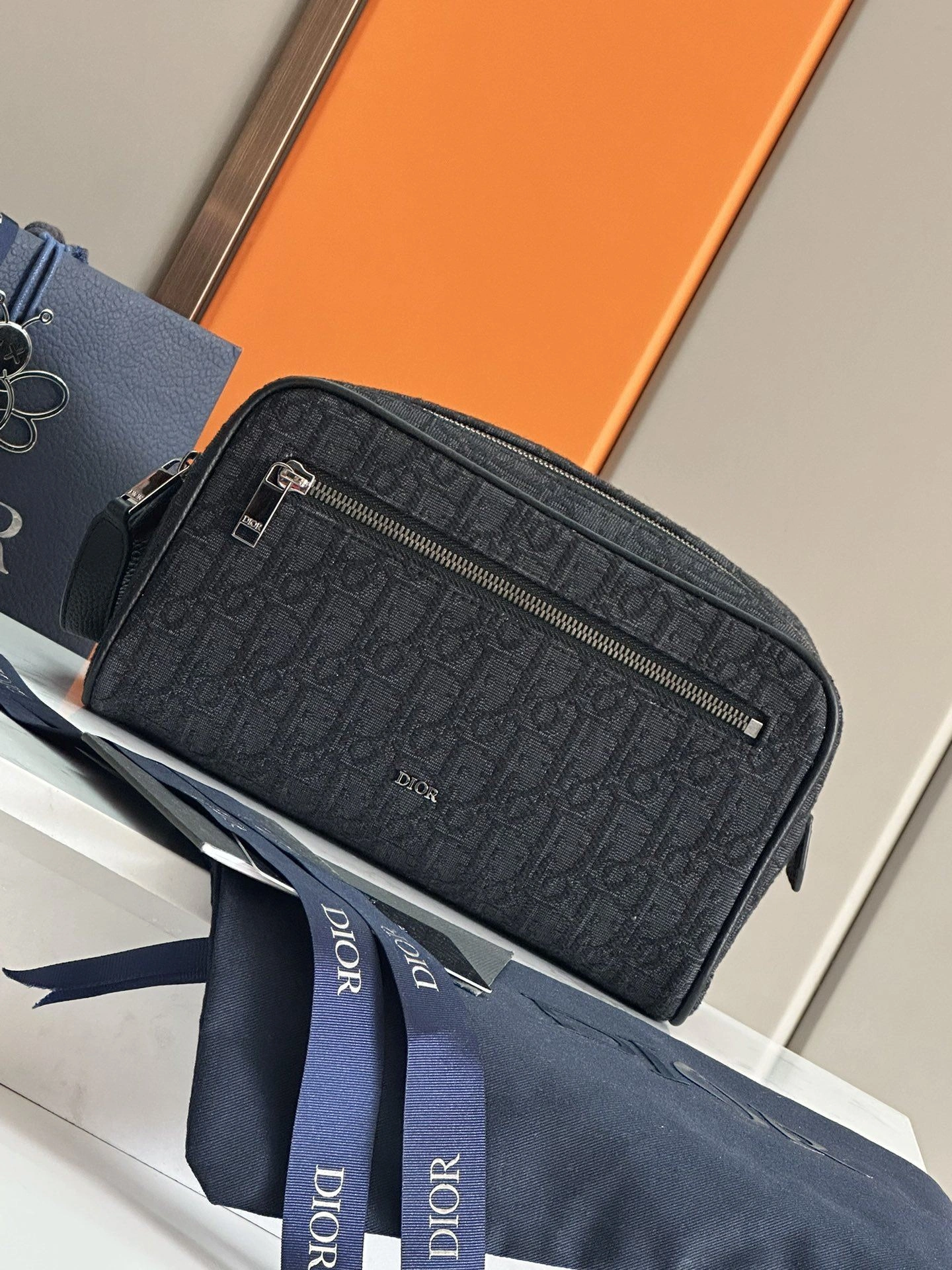 Christian Dior Cosmetic Bags Unisex 92242