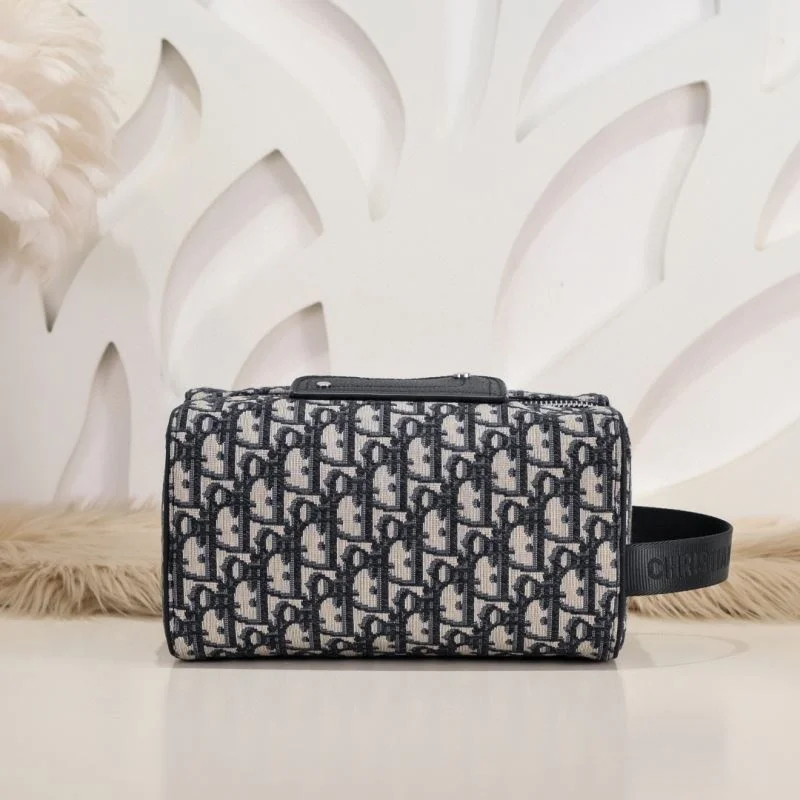 Modern Christian Dior Cosmetic Bags 46441