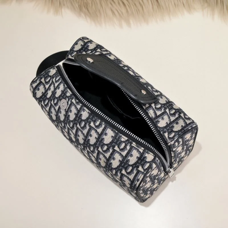 Modern Christian Dior Cosmetic Bags 46441
