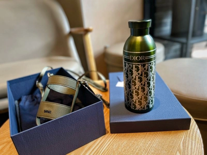 NewStyle Christian Dior Cups 262751