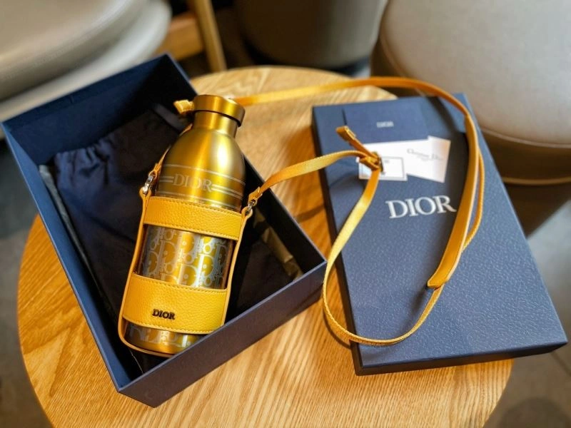 Christian Dior Cups TechFriendly 262750