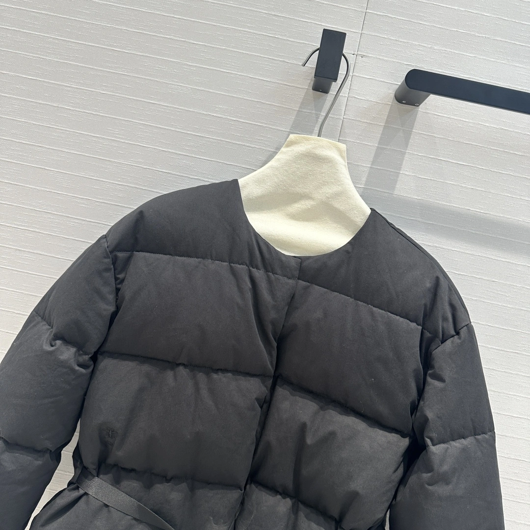 Christian Dior Down Jackets Trendsetting 118050