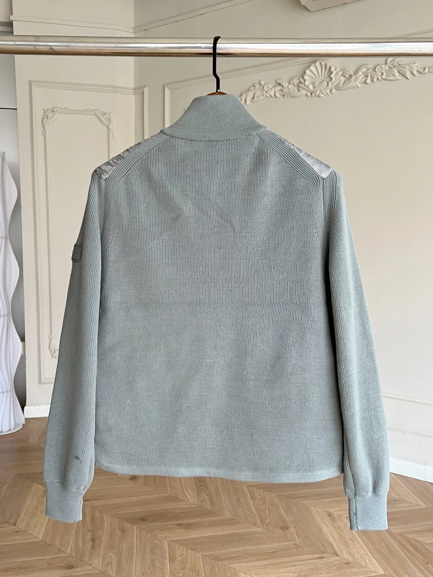 Christian Dior Down Jackets Sustainable 118057